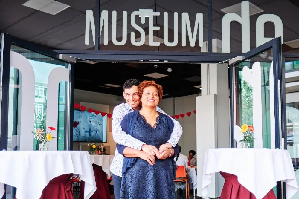 Sarah & Marco op hun trouwdag