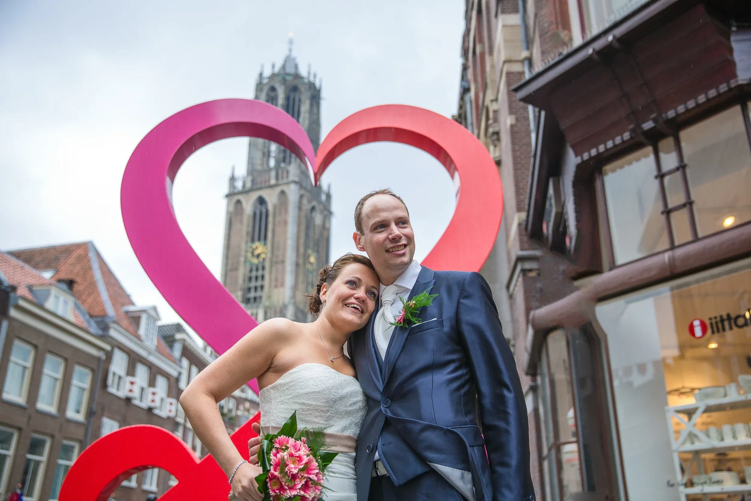 Tessa en Wessel op hun trouwdag