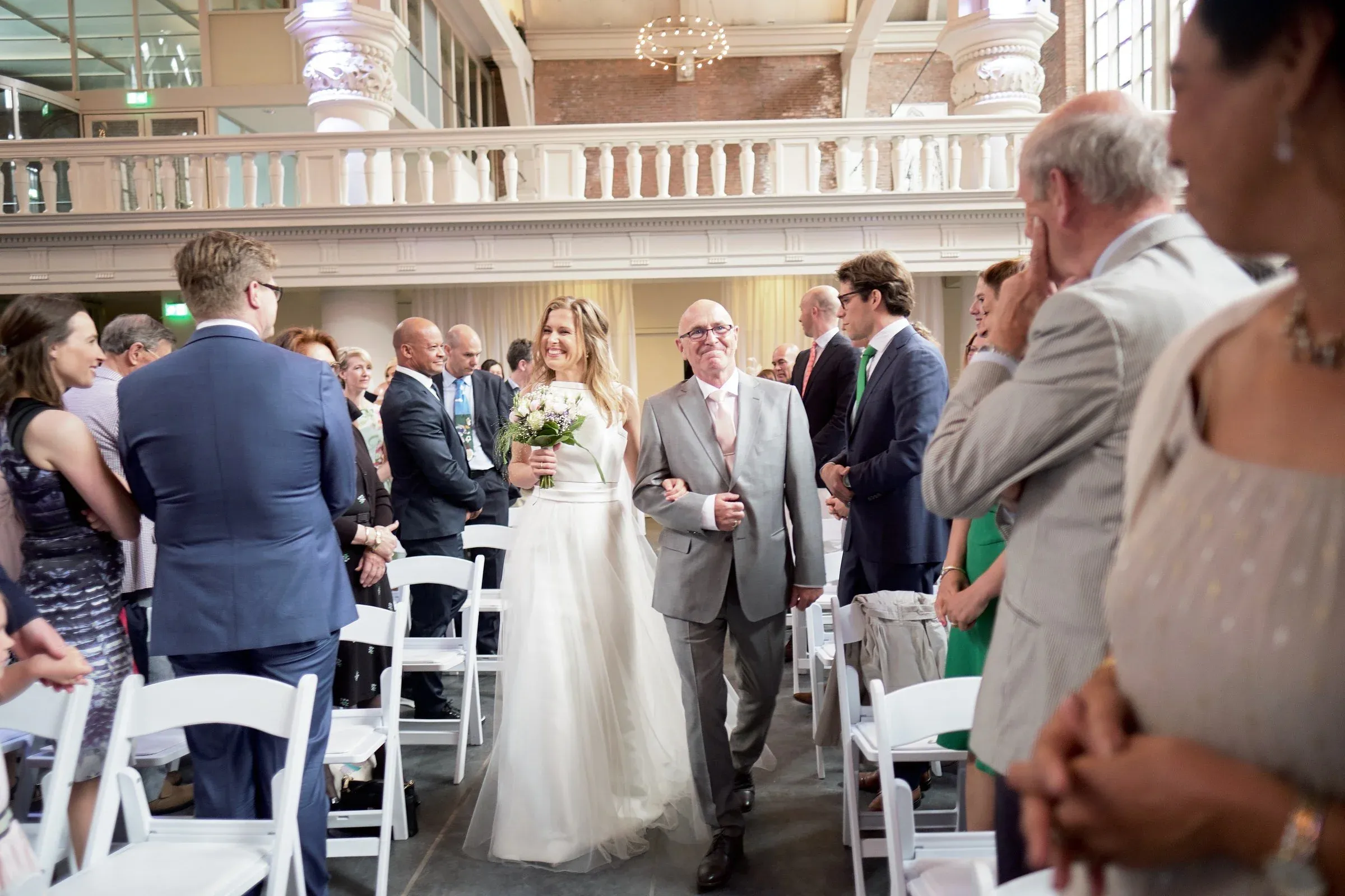 De ceremonie van Mary en Jasper in de Sint-Olofskapel