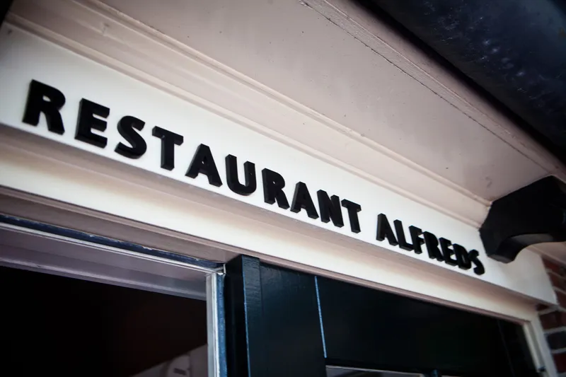 Het bord van restaurant Alfreds