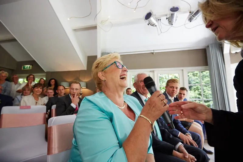 Een speech tijdens de ceremonie