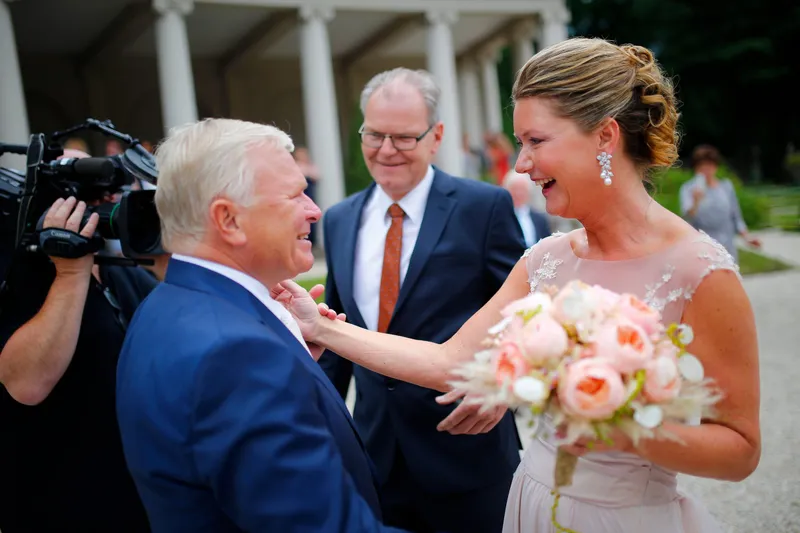 Jaqueline komt aan bij Willem