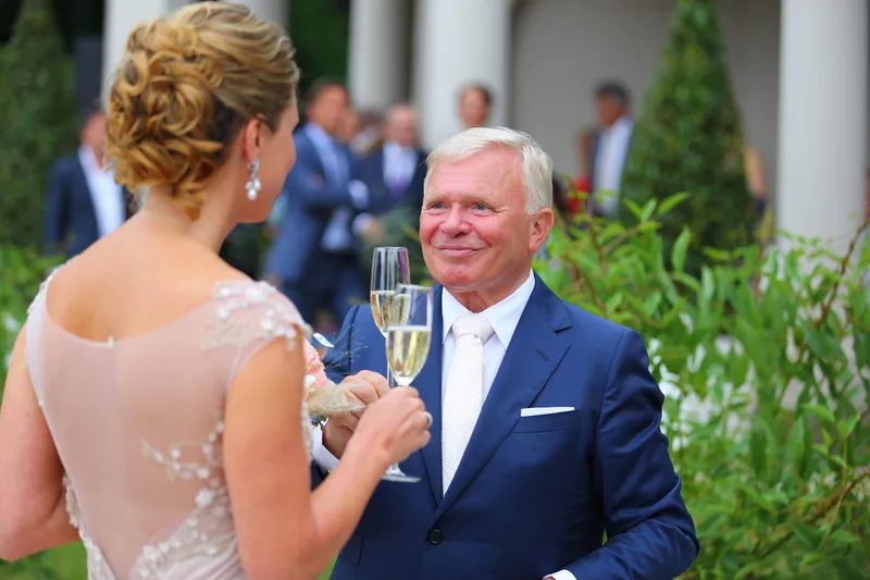 Willem en Jaqueline proosten