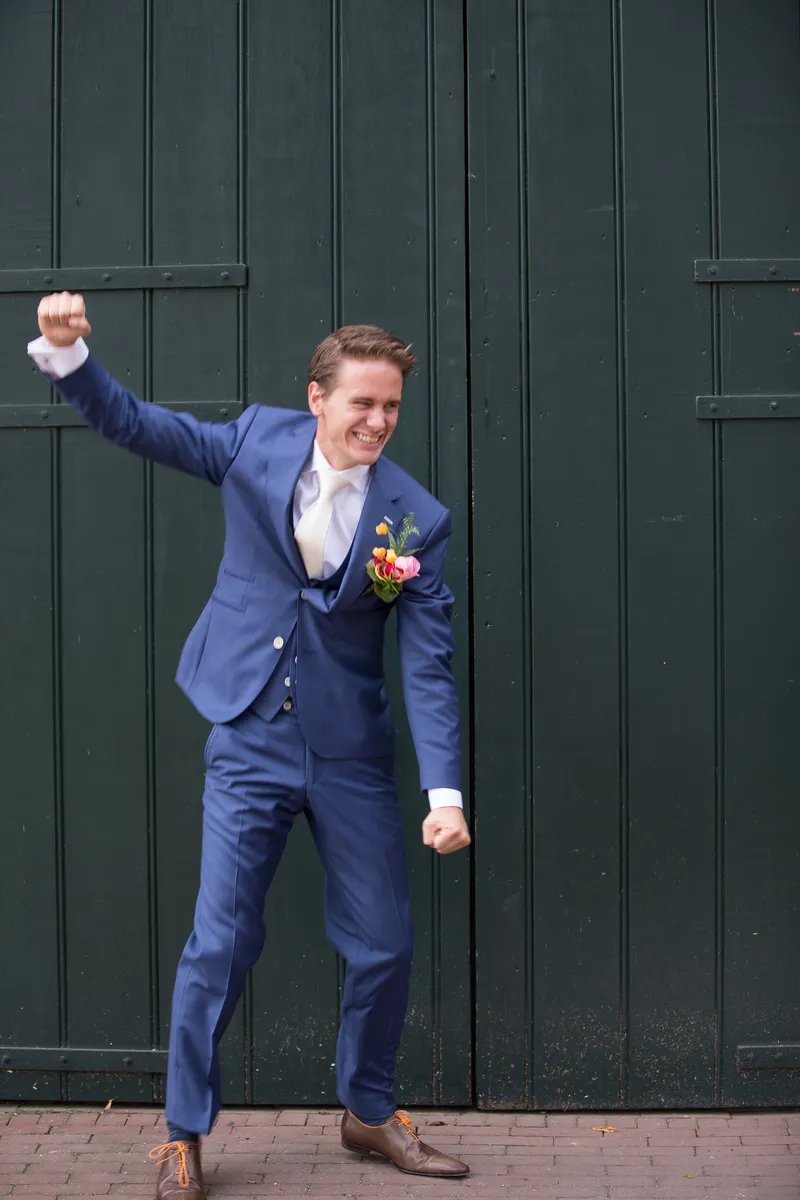 Wannes danst voor de groene schuurdeur