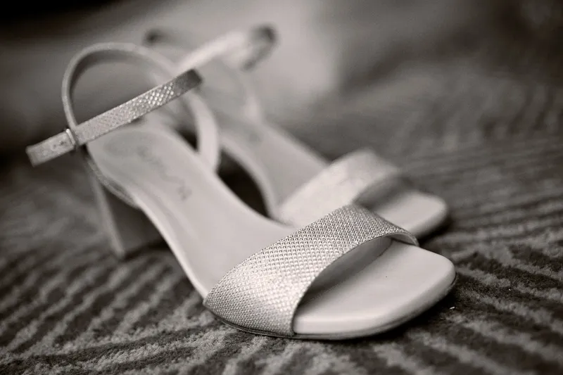 De trouwschoenen van Milou