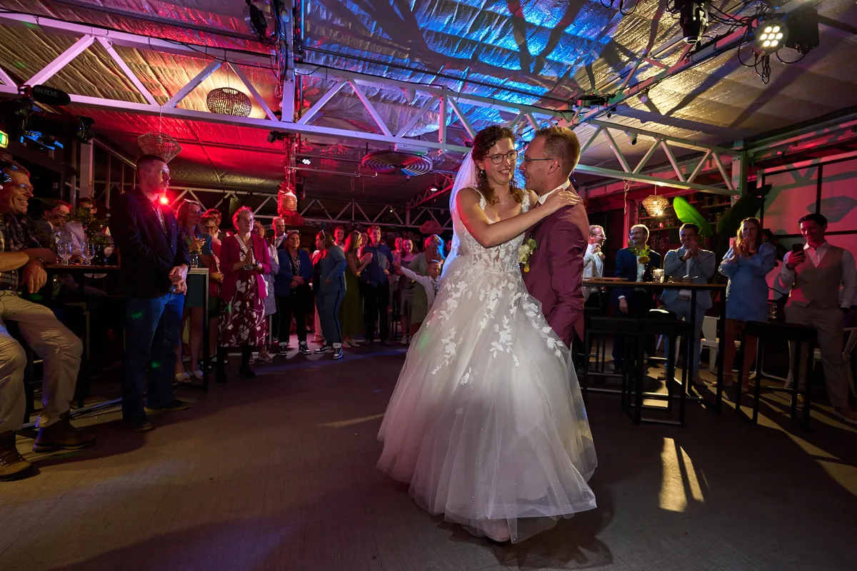 De openingsdans van Emmely en Tom