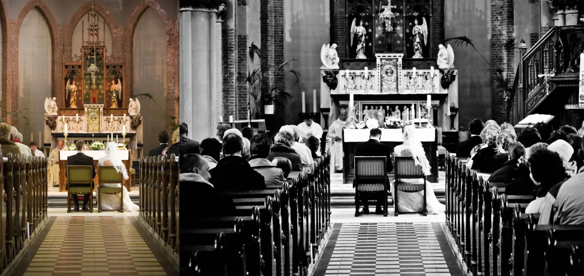 Een kerk tijdens een ceremonie: links in kleur met geel lamplicht, rechts in zwart-wit