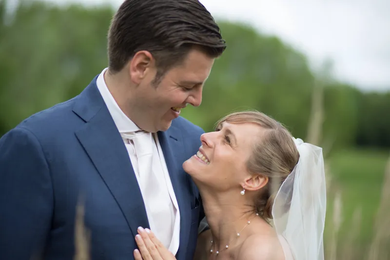 Liza en Stefan lachen samen