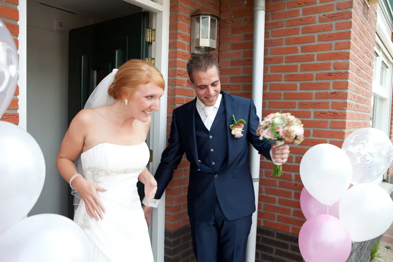 Jorike en Sebastiaan zien elkaar in de deuropening